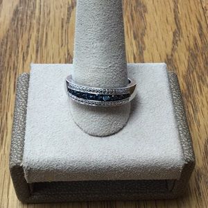 Sterling silver and teal colored stone ring 10